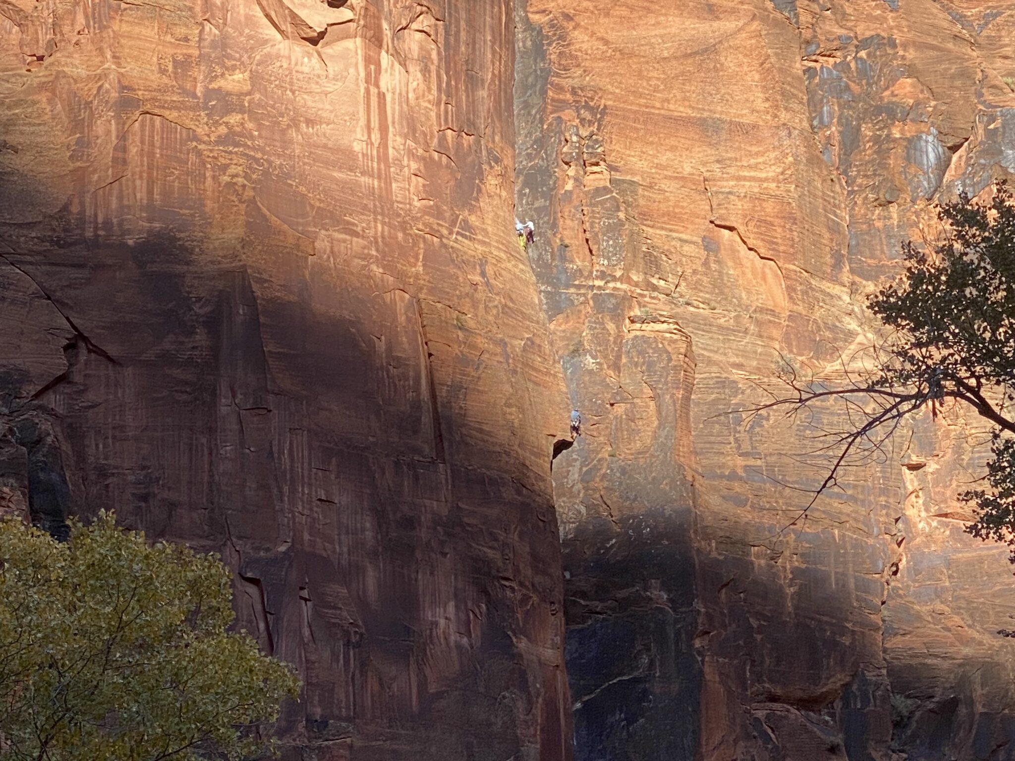 Watching Rock Climbers at Monkey Fingers in Zion